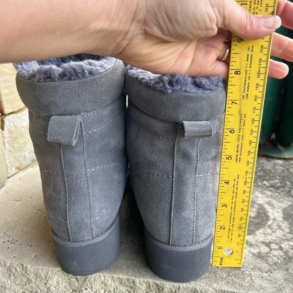 BEARPAW Phoebe Suede Sheepskin lace up hiker Grey Winter Boots Sz-10.  LocB‎